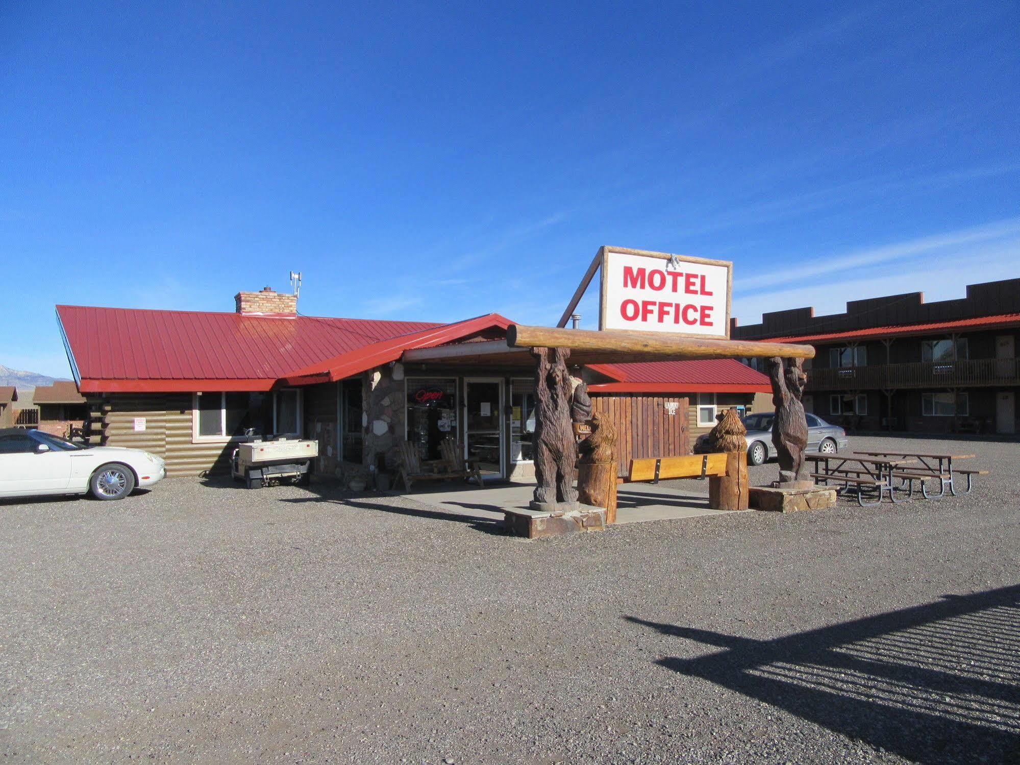 Big Bear Motel Cody Exterior photo
